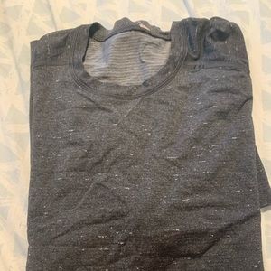 Men’s lululemon shirt XXL
